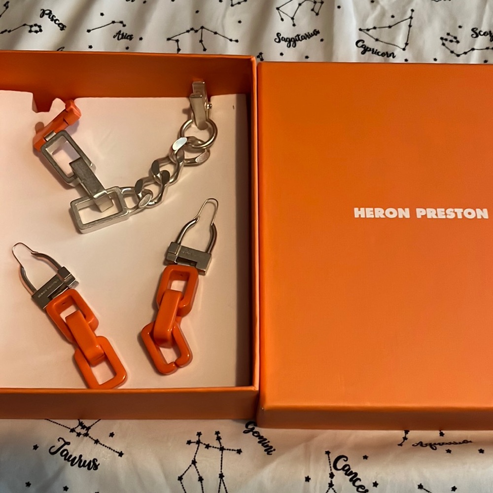 Heron Preston bracelet and earrings....